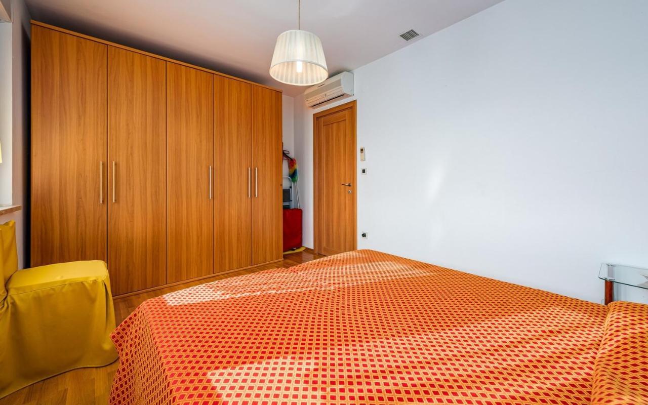 Valessia House With Apartment Umag Kültér fotó